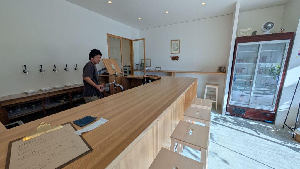 Beer Room Torikago Inside
